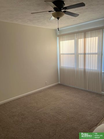 2821 S 134th Avenue, Omaha, NE 68144