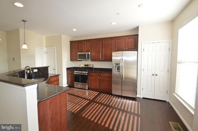 24646 JACKALOPE TER, Aldie, VA 20105