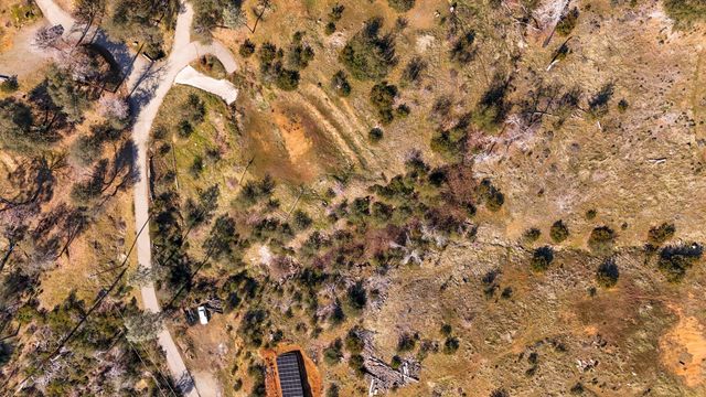 10249 Carrousel Drive, Redding, CA 96001