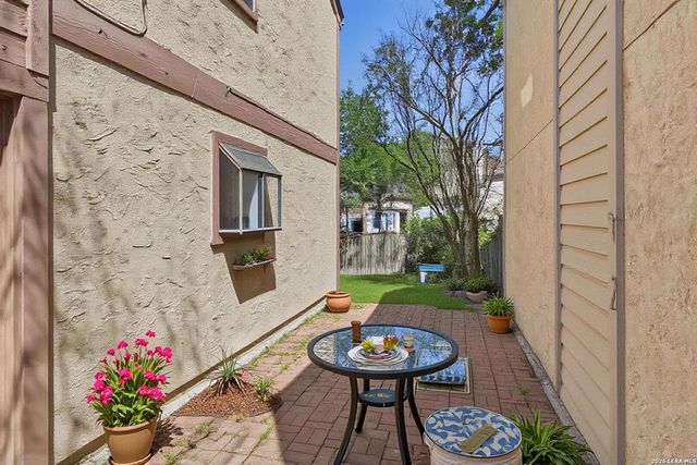 13043 Brook Garden, San Antonio, TX 78232