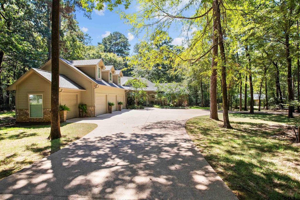 149 Redbud Circle, Crockett, TX 75835