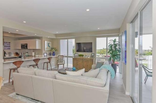 51 SE 19th Avenue 401, Deerfield Beach, FL 33441