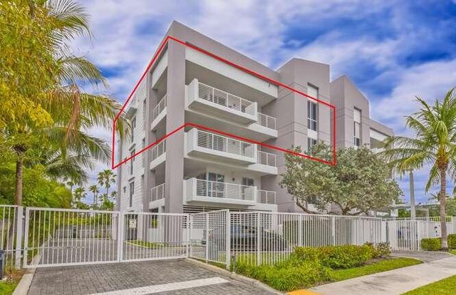 51 SE 19th Avenue 401, Deerfield Beach, FL 33441