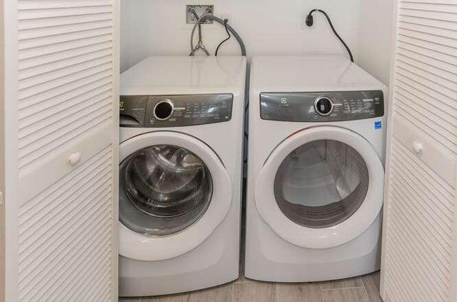 51 SE 19th Avenue 401, Deerfield Beach, FL 33441