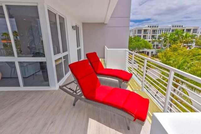 51 SE 19th Avenue 401, Deerfield Beach, FL 33441