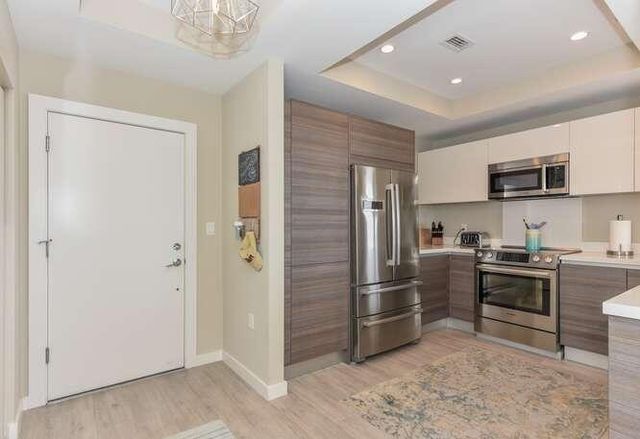 51 SE 19th Avenue 401, Deerfield Beach, FL 33441