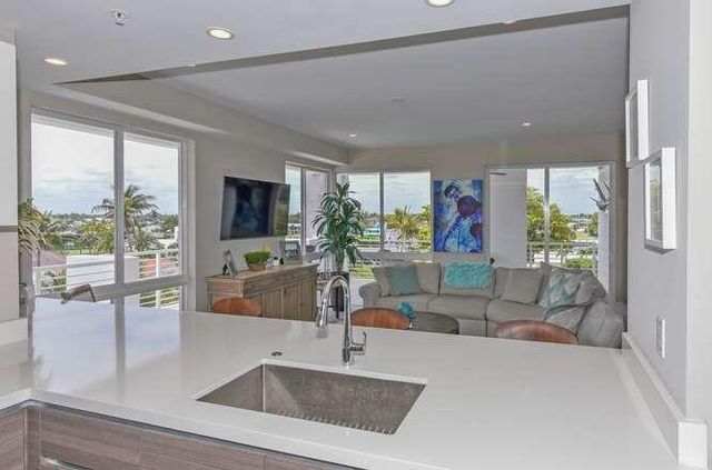 51 SE 19th Avenue 401, Deerfield Beach, FL 33441