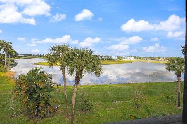 4822 Esedra Court 303, Lake Worth, FL 33467