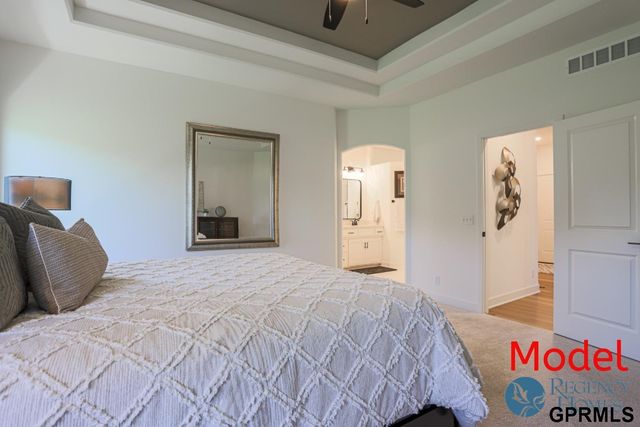 5409 N 191 Street, Elkhorn, NE 68022