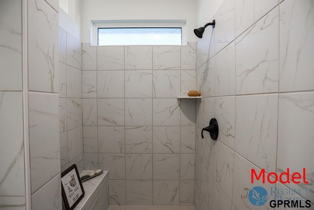 5409 N 191 Street, Elkhorn, NE 68022