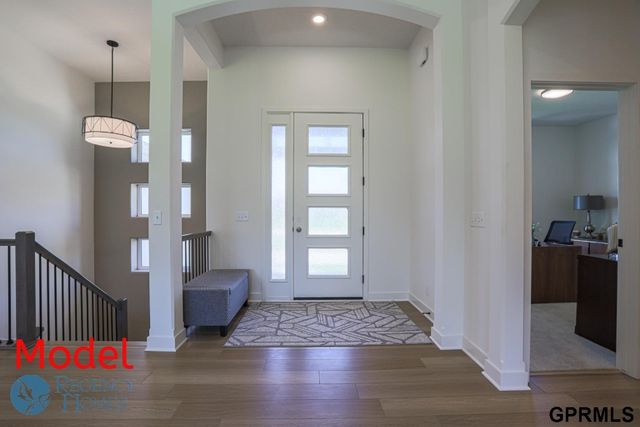 5409 N 191 Street, Elkhorn, NE 68022