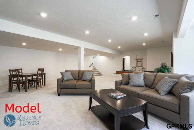 5409 N 191 Street, Elkhorn, NE 68022