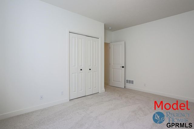 5409 N 191 Street, Elkhorn, NE 68022