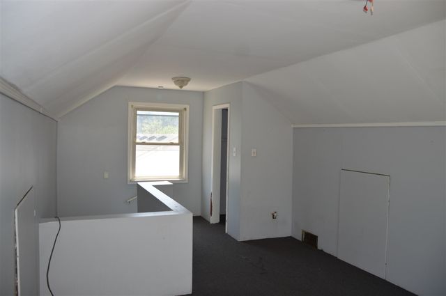 9968 Nathaline Avenue, Redford, MI 48239