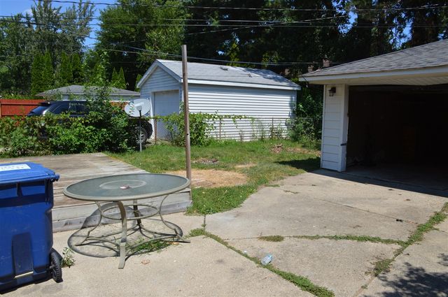 9968 Nathaline Avenue, Redford, MI 48239