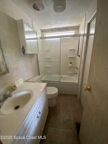 1843 Live Oak Street NE, Palm Bay, FL 32905