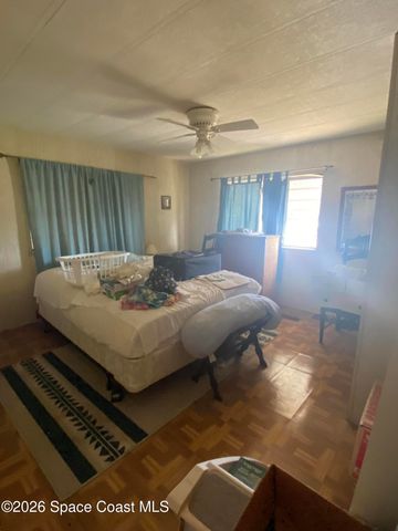 1843 Live Oak Street NE, Palm Bay, FL 32905