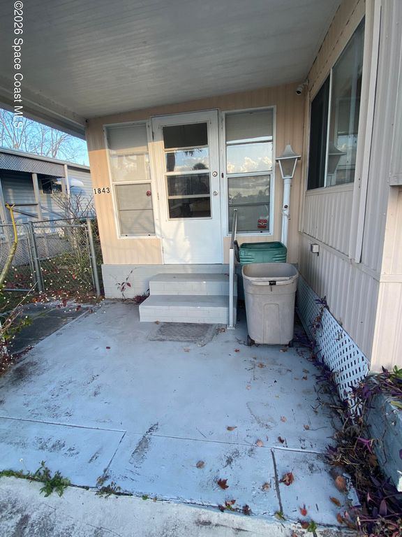 1843 Live Oak Street NE, Palm Bay, FL 32905