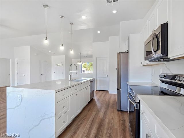 5880 Johnnie Mine Street, Pahrump, NV 89060