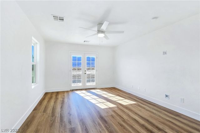 5880 Johnnie Mine Street, Pahrump, NV 89060