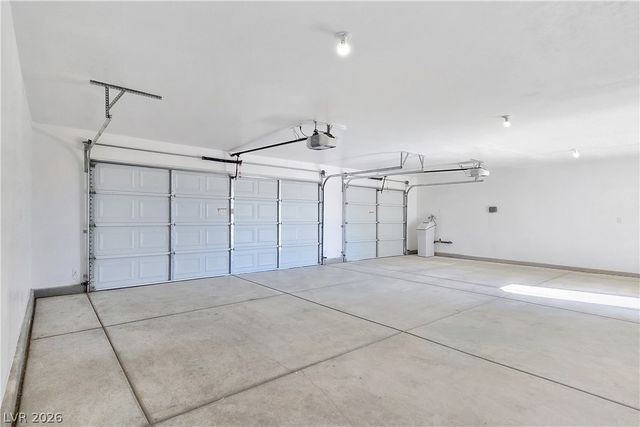 5880 Johnnie Mine Street, Pahrump, NV 89060