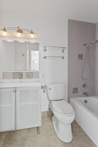 15 S 1st Street A202, Minneapolis, MN 55401