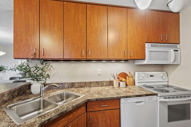 15 S 1st Street A202, Minneapolis, MN 55401