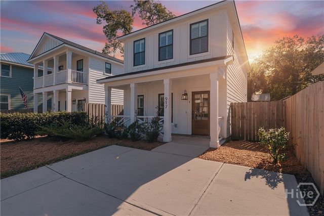917 E 39th Street, Savannah, GA 31401