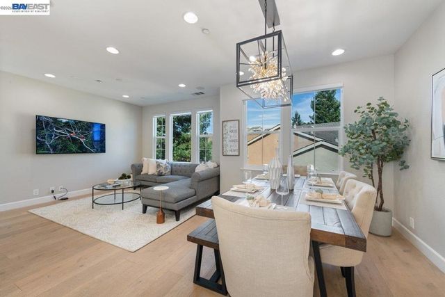 3717 Branding Iron Pl, Dublin, CA 94568