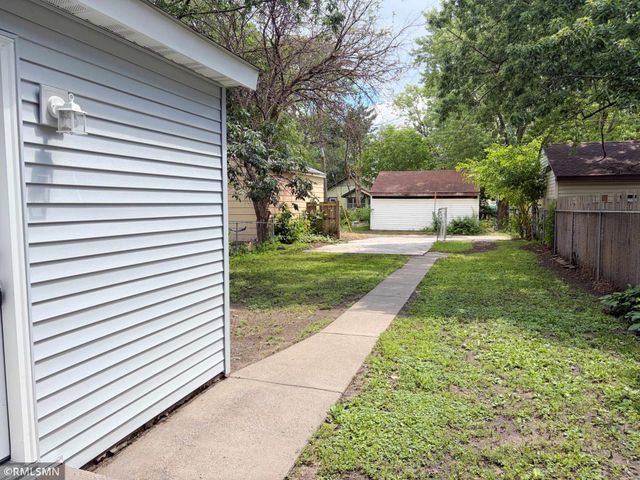 5104 Camden Avenue N, Minneapolis, MN 55430