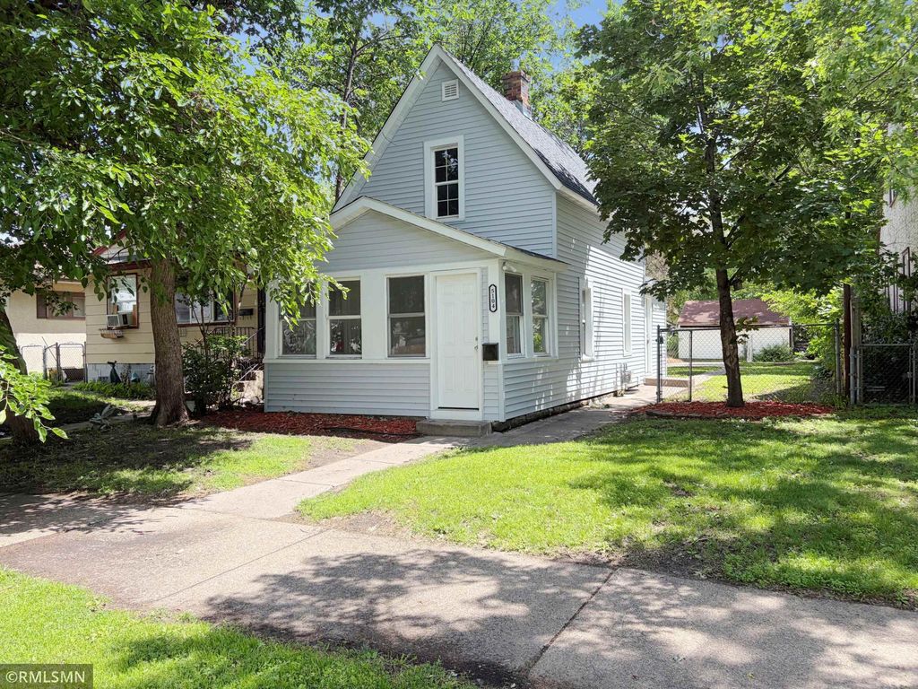 5104 Camden Avenue N, Minneapolis, MN 55430