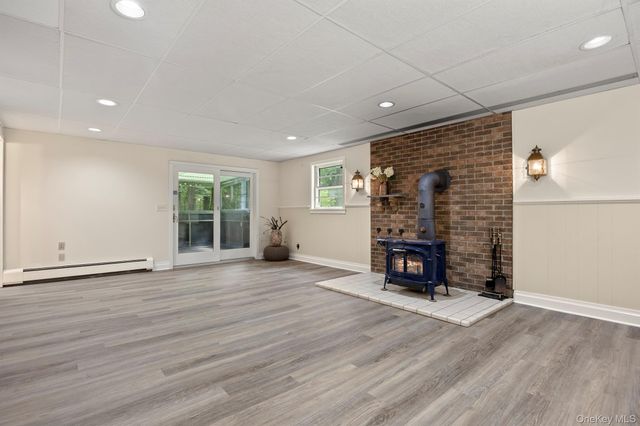 60 Camp Drive, Rhinebeck, NY 12572