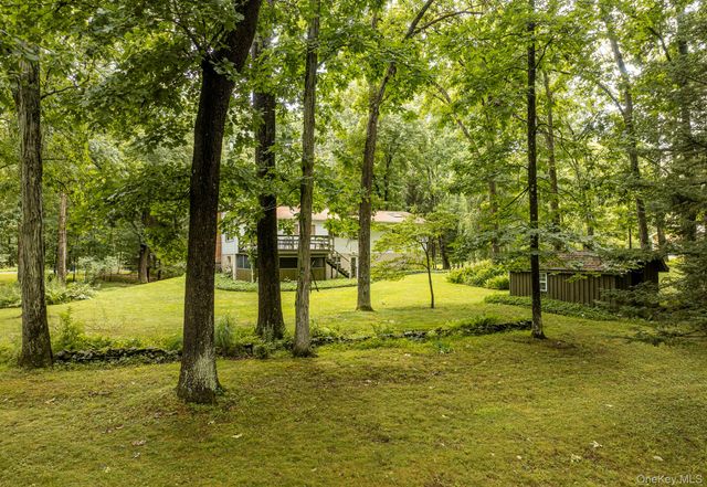 60 Camp Drive, Rhinebeck, NY 12572