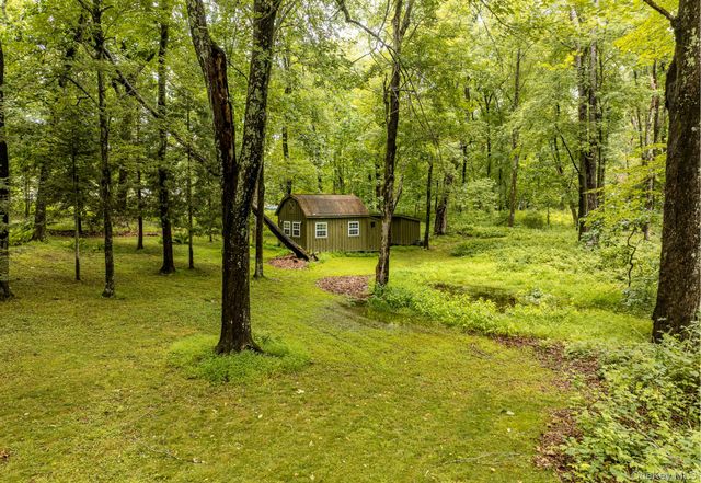 60 Camp Drive, Rhinebeck, NY 12572
