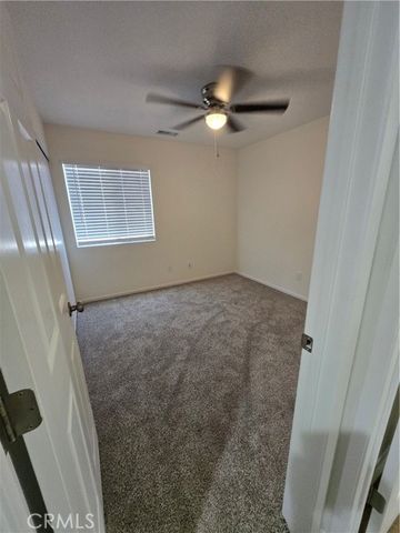 7784 Chanticleer Road, Highland, CA 92346