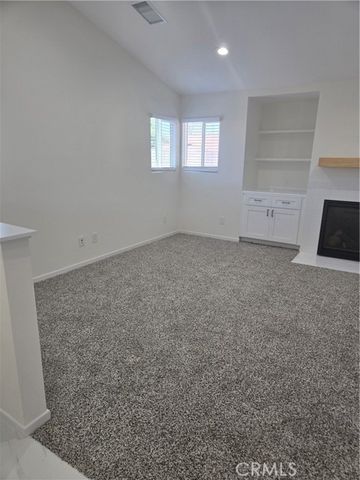 7784 Chanticleer Road, Highland, CA 92346