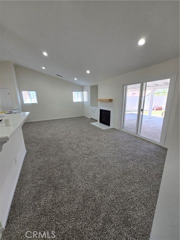 7784 Chanticleer Road, Highland, CA 92346