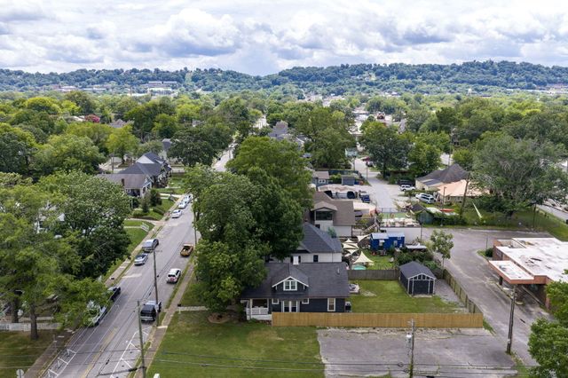 1502 E 14th Street, Chattanooga, TN 37404