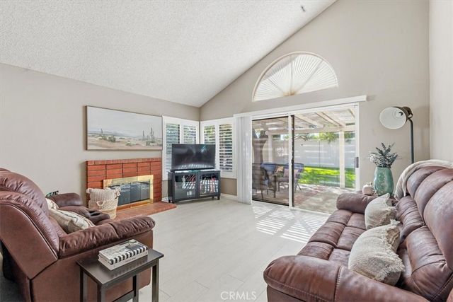 15085 Primrose Court, Fontana, CA 92336