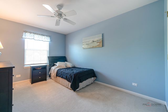 2 Tiverton Court, Algonquin, IL 60102