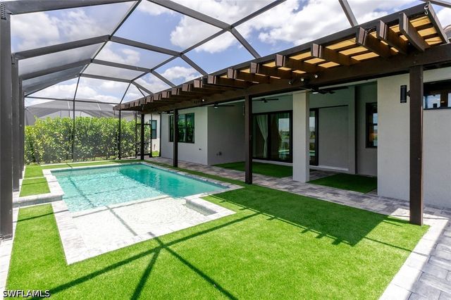 3995 Pegasus WAY, Naples, FL 34120