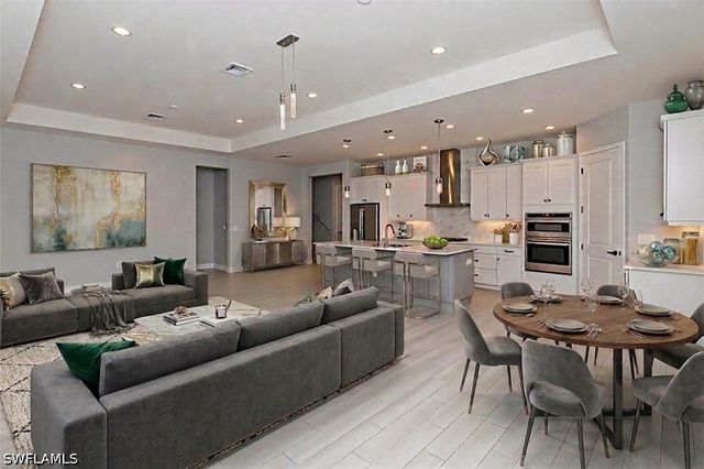 3995 Pegasus WAY, Naples, FL 34120