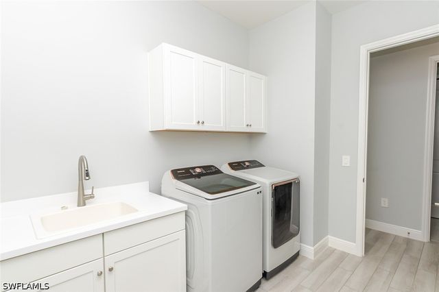 3995 Pegasus WAY, Naples, FL 34120