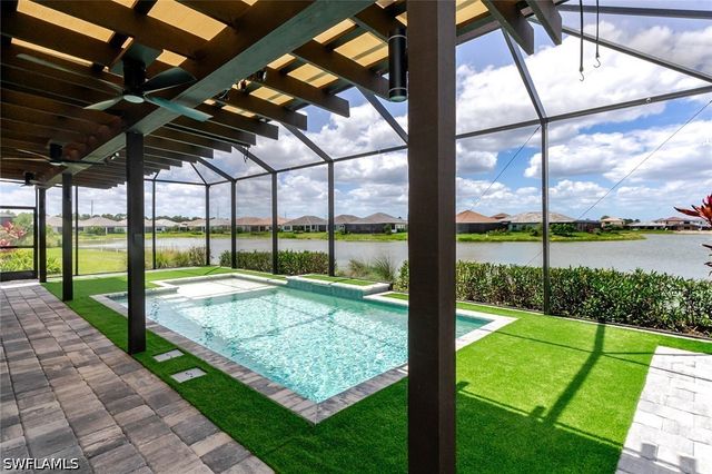 3995 Pegasus WAY, Naples, FL 34120