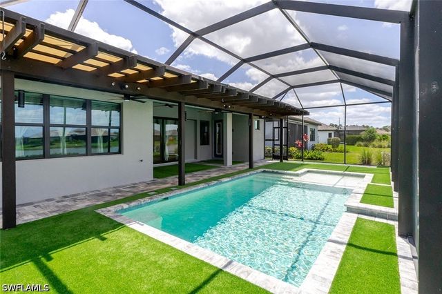 3995 Pegasus WAY, Naples, FL 34120