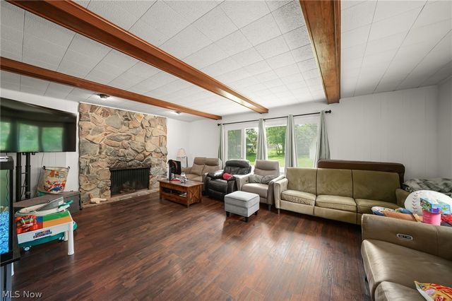 718 Starlight Drive, Seven Hills, OH 44131