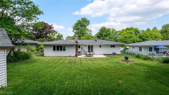 718 Starlight Drive, Seven Hills, OH 44131