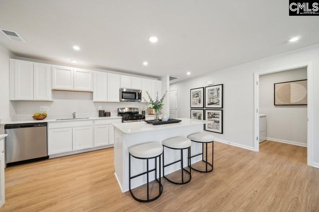 190 Kingfield Drive, Hopkins, SC 29061