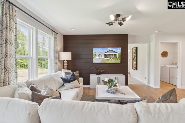 190 Kingfield Drive, Hopkins, SC 29061