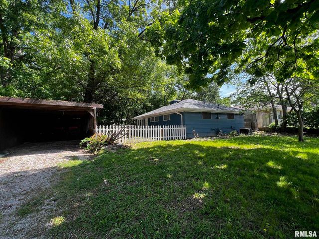 2433 W HUNTINGTON Drive, Peoria, IL 61614